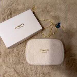 CHANEL Holiday Crossbody with Gold Chain